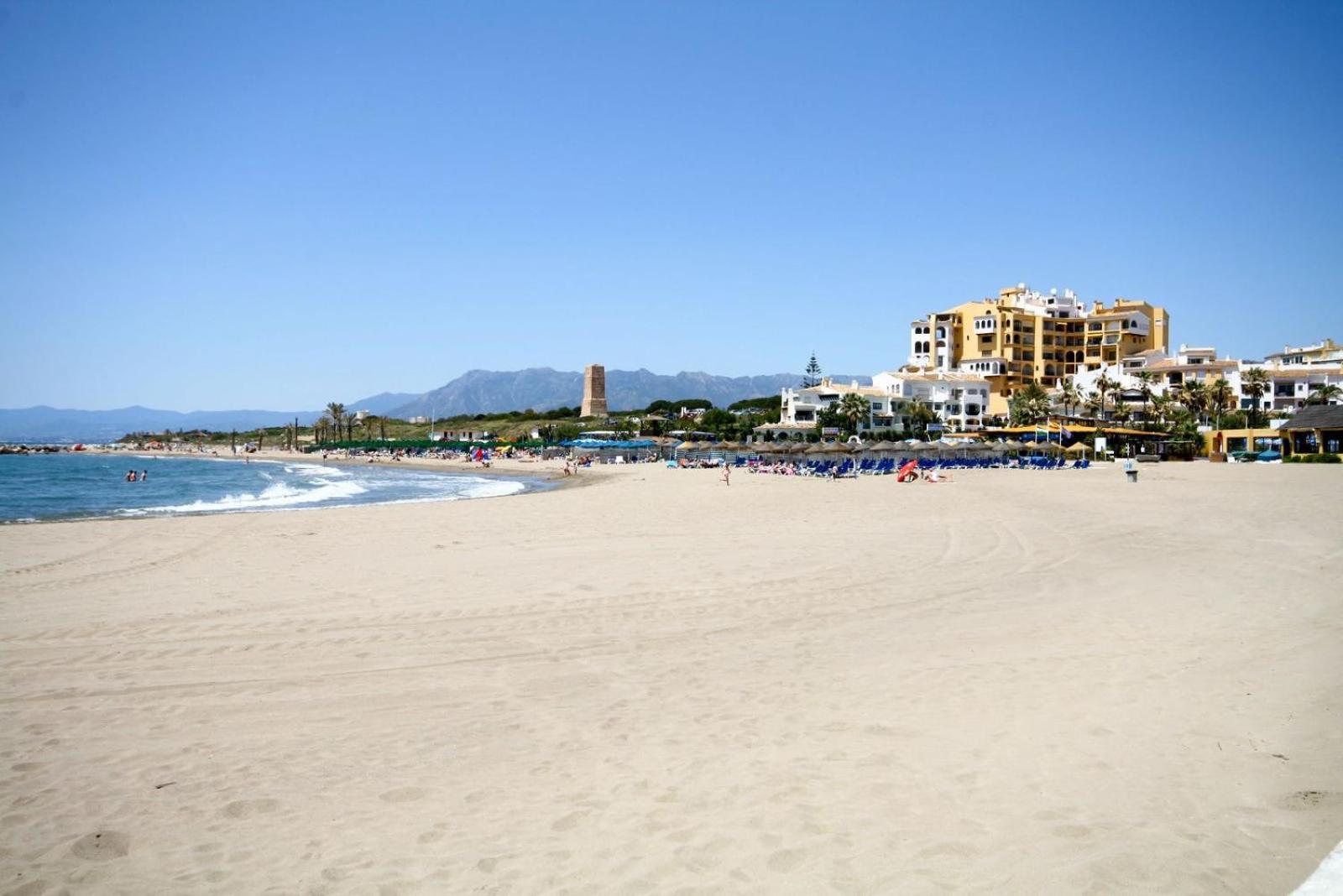 2 Bed Garden Mimosas Cabopino Apartamento Marbella
