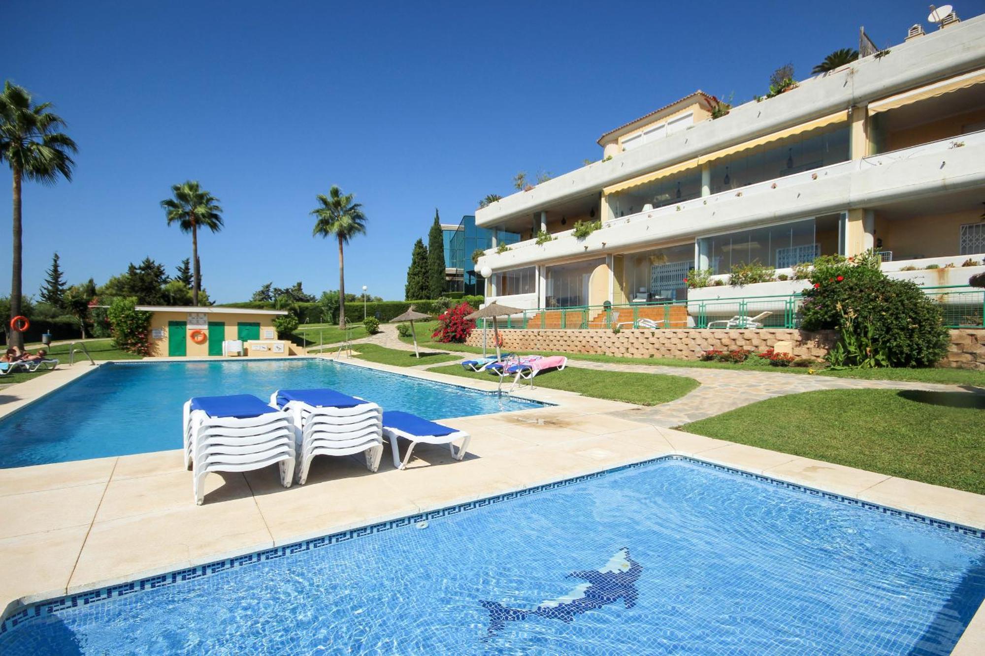 2 Bed Garden Mimosas Cabopino Apartamento *