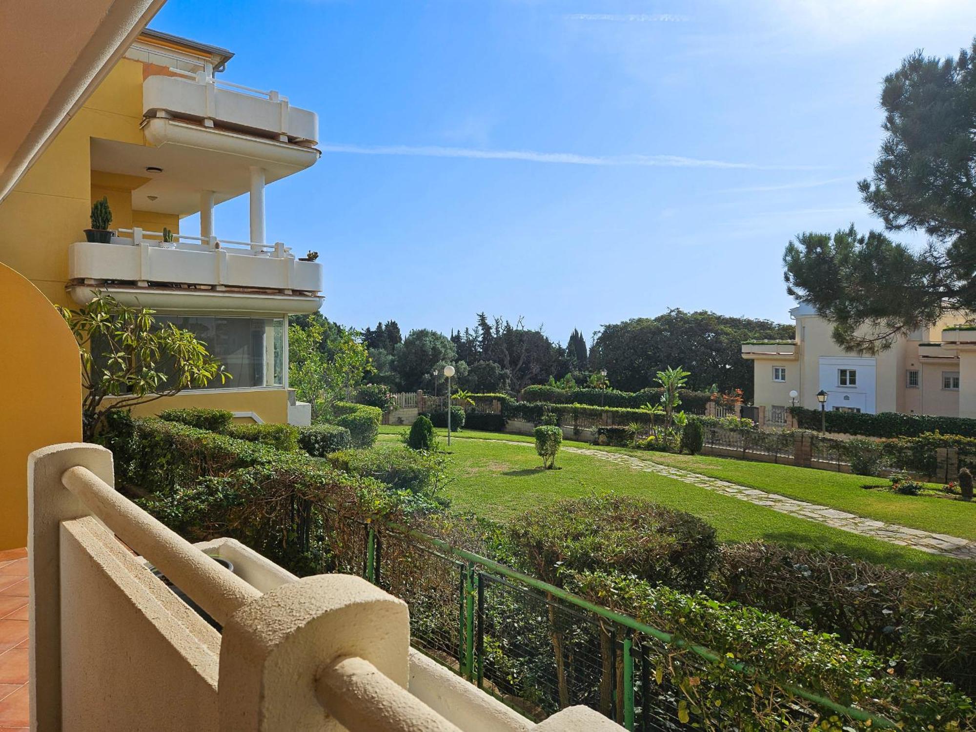 2 Bed Garden Mimosas Cabopino * Marbella